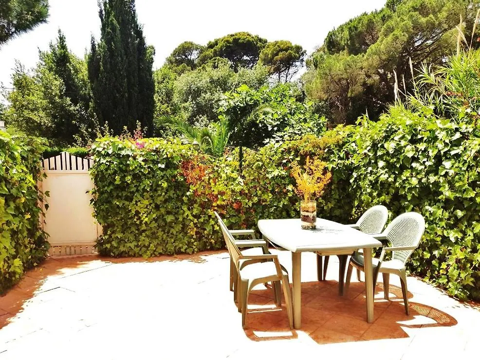 Beautiful Apartment, Swimming Pool And Beach 1 بلاتجا ذارو